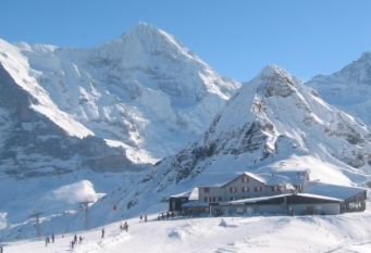 Swiss Yoga (via <a href="http://www.yogatraveller.com">yogatraveller</a>)